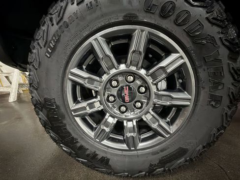 New 2026 GMC Sierra 1500 AT4X image 33