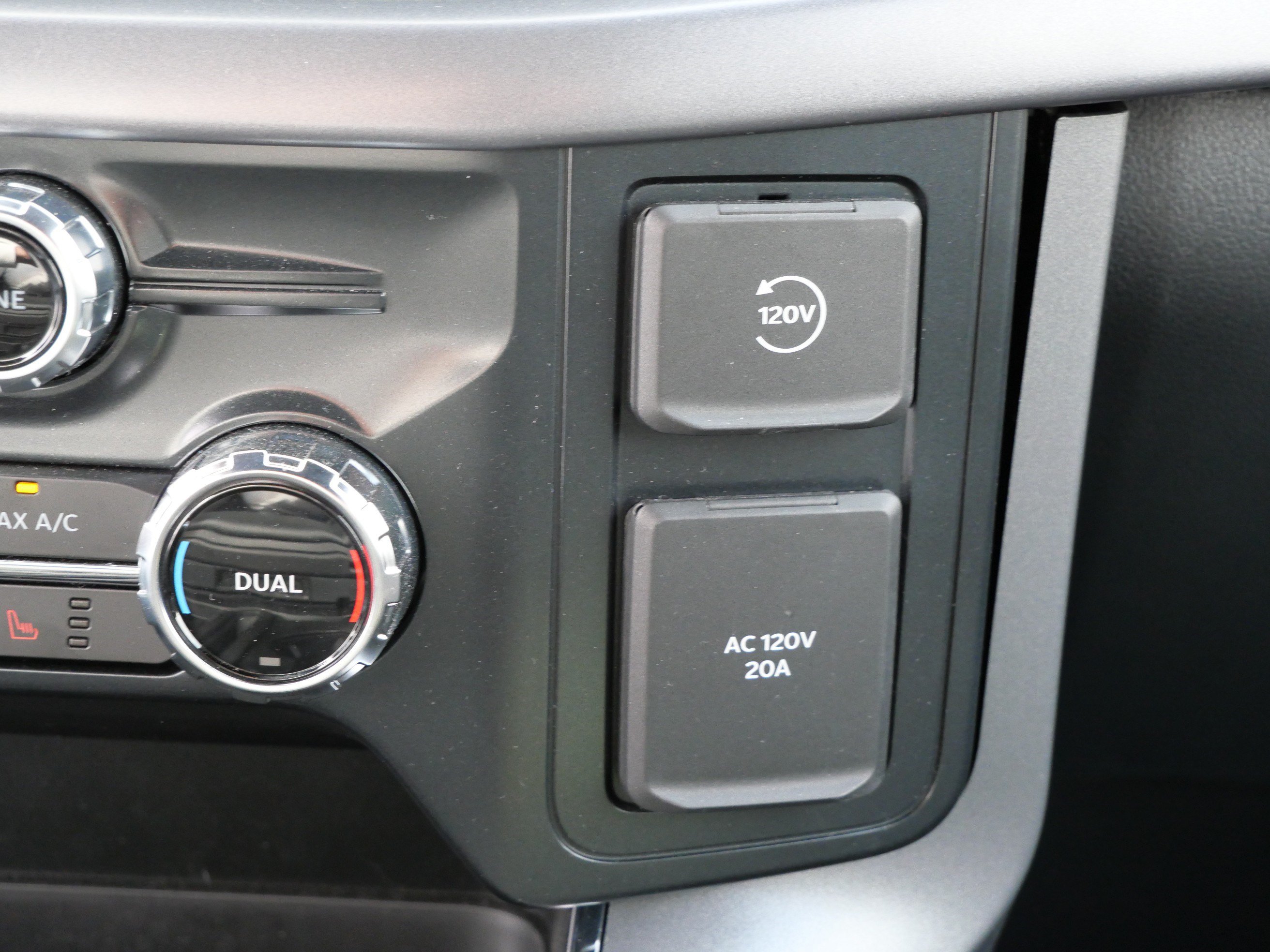 Used 2026 Ford F150 XLT w/ Equipment Group 302A MID AWD/4WD image 32