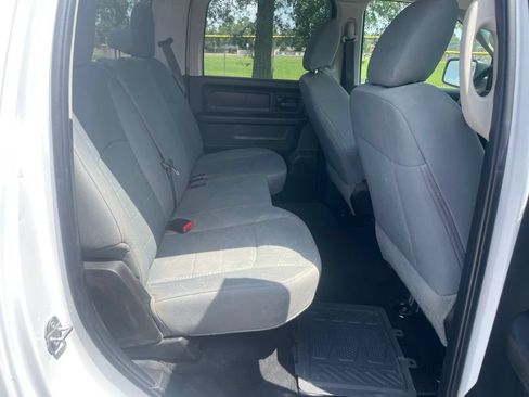 Used 2019 RAM 1500 Express w/ Express Value Package AWD/4WD image 14