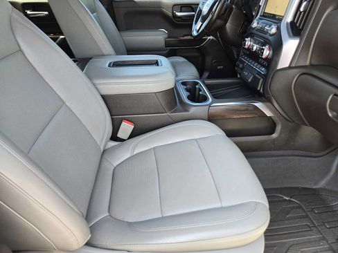 Used 2019 GMC Sierra 1500 SLT RWD image 15