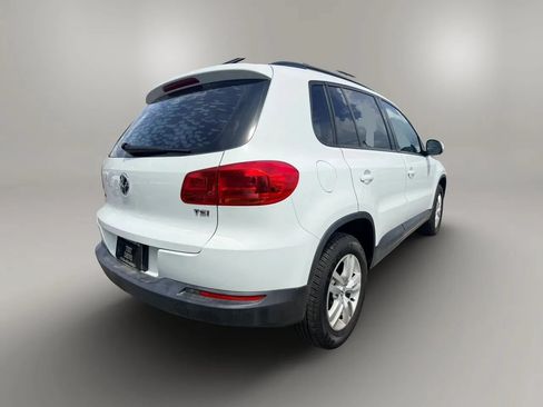 Used 2017 Volkswagen Tiguan S FWD image 8