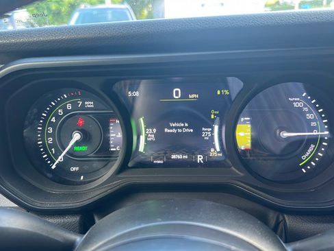 Used 2024 Jeep Wrangler Unlimited w/ Convenience Group image 21