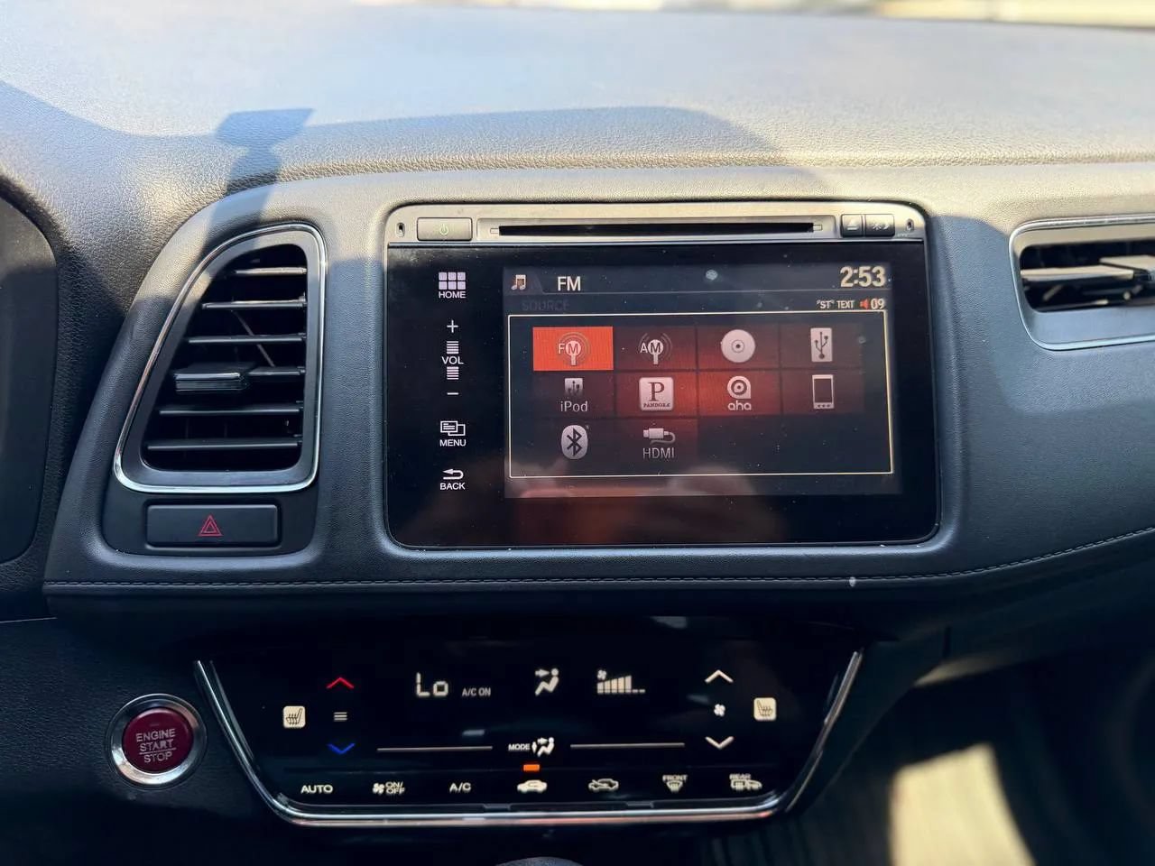 Used 2018 Honda HR-V EX image 39