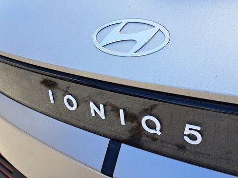 New 2025 Hyundai Ioniq 5 SEL image 6
