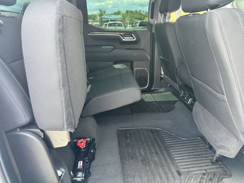 Used 2025 Chevrolet Silverado 1500 LT w/ Z71 Off-Road Package AWD/4WD image 22
