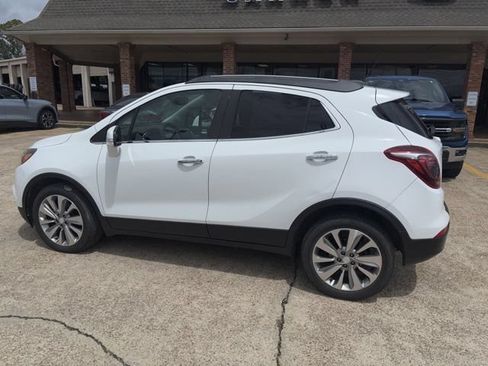 Used 2017 Buick Encore Preferred FWD image 3