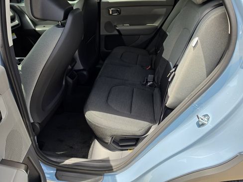New 2027 Kia Seltos S FWD image 16