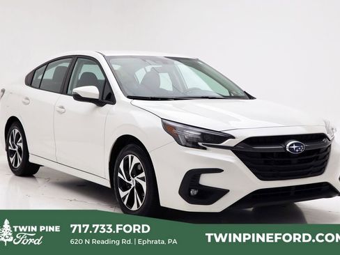 Used 2024 Subaru Legacy Premium image 1