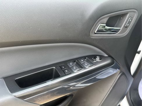 Used 2022 Chevrolet Colorado Z71 w/ Safety Package image 26