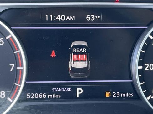 Used 2024 Nissan Rogue SV image 15