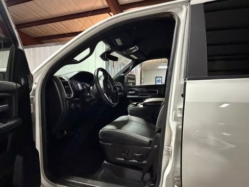 Used 2024 RAM 2500 Big Horn AWD/4WD image 10