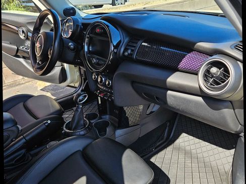 Used 2015 MINI Cooper S image 14