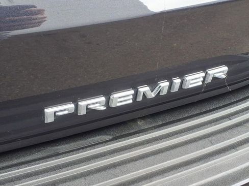 Used 2023 Chevrolet Tahoe Premier w/ Premium Package 2 AWD/4WD image 18