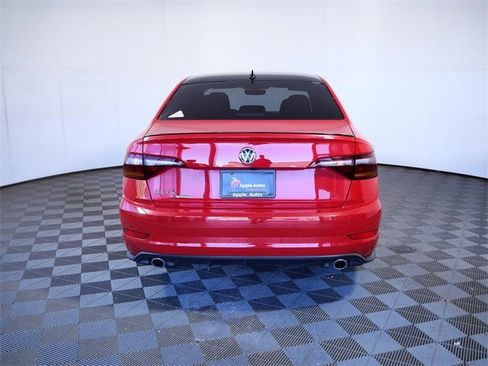 Used 2019 Volkswagen Jetta GLI image 7