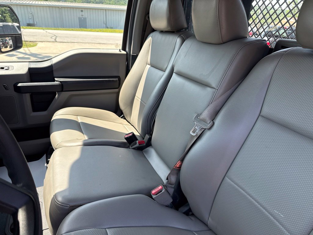 Used 2017 Ford F550 4x4 Regular Cab Super Duty image 20