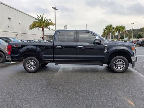 Certified 2022 Ford F250 XLT w/ XLT Premium Package image 3
