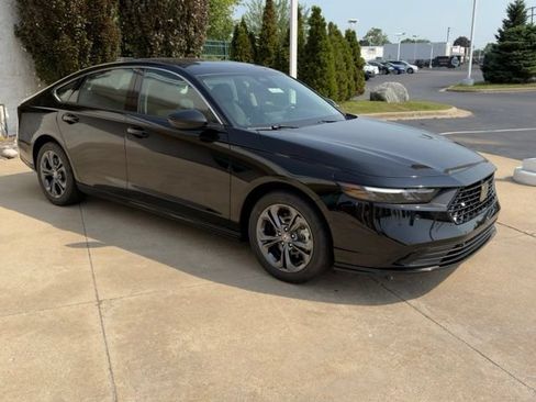 New 2026 Honda Accord EX-L image 7