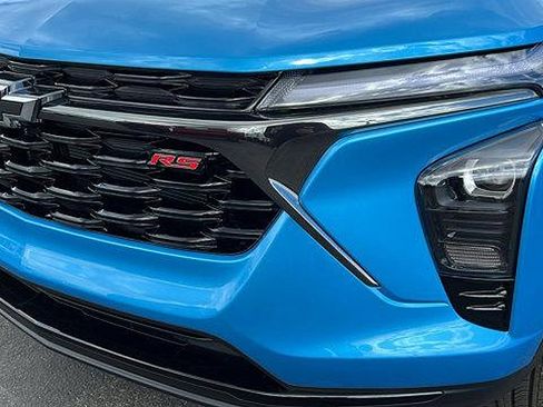 New 2025 Chevrolet Trax RS w/ Driver Confidence Package image 9