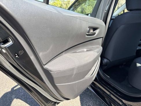 Used 2024 Toyota Corolla LE image 12