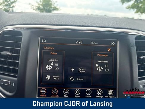 Used 2018 Jeep Grand Cherokee Limited w/ Trailer Tow Group IV AWD/4WD image 19