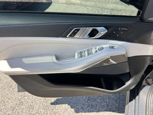 Used 2024 BMW X7 M60i w/ Executive Package AWD/4WD image 17