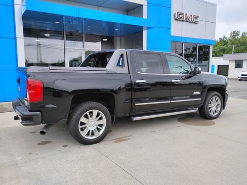 Used 2017 Chevrolet Silverado 1500 High Country w/ High Desert Package AWD/4WD image 6