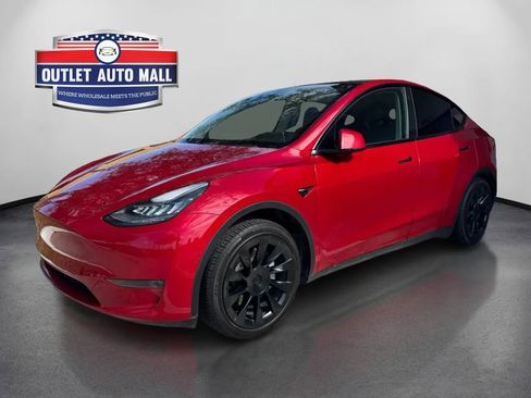 Used 2020 Tesla Model Y Long Range image 7