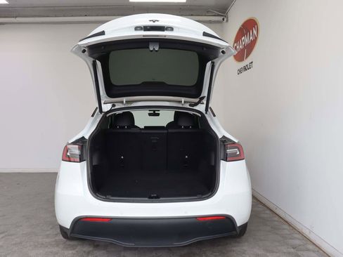 Used 2021 Tesla Model Y Long Range AWD/4WD image 6