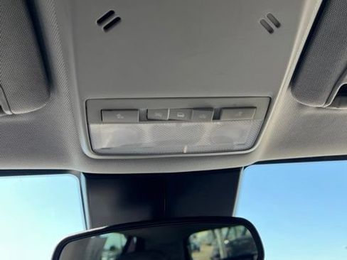Used 2018 Chevrolet Trax LS FWD image 45