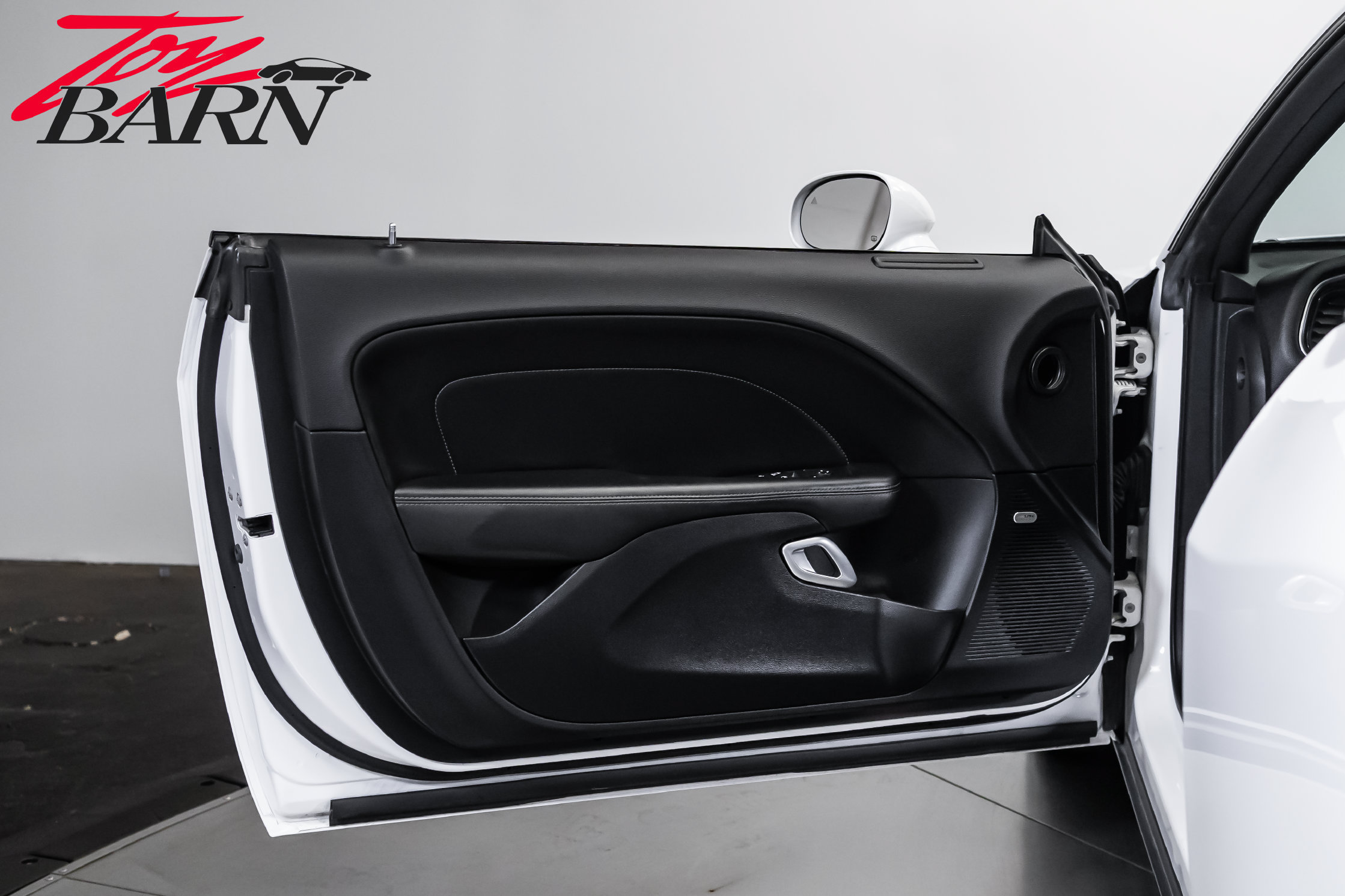 Used 2018 Dodge Challenger R/T Scat Pack RWD image 19
