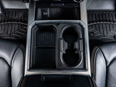 Used 2022 Ford F250 Platinum w/ Tremor Off-Road Package image 27