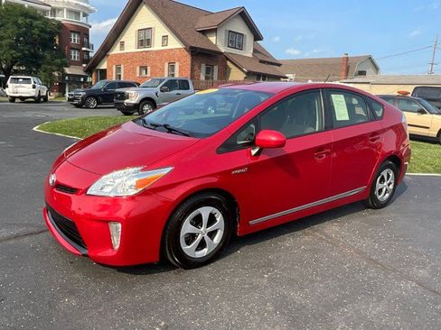 Used 2015 Toyota Prius Three FWD image 3