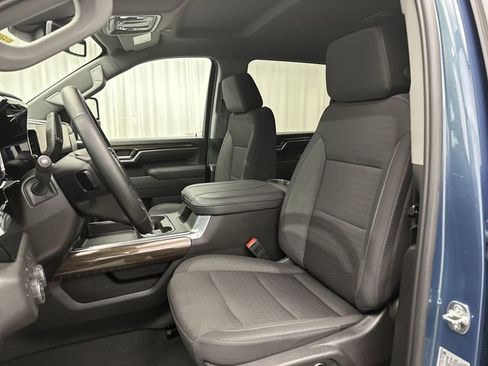 Used 2025 Chevrolet Silverado 2500 LT w/ Trail Boss Package image 17