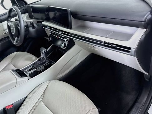 Certified 2025 Hyundai Tucson SEL FWD image 30