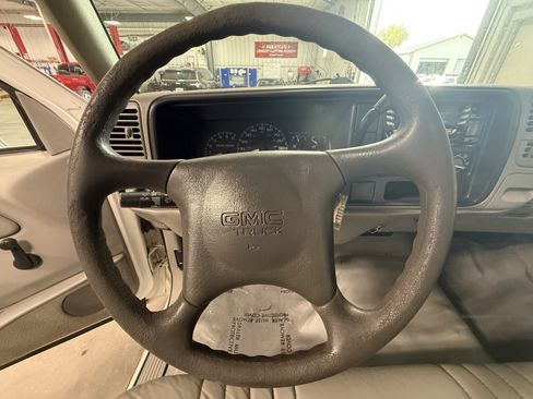 Used 1999 GMC Sierra 3500 2WD Regular Cab HD image 19