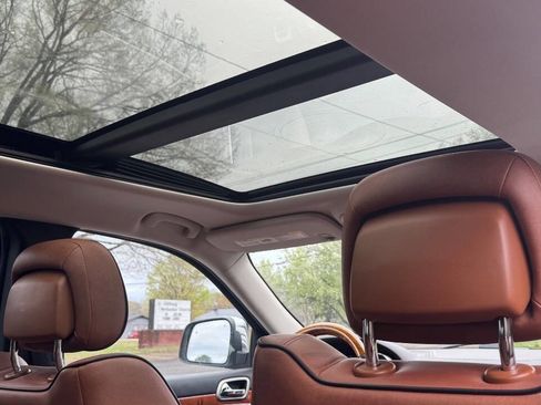 Used 2012 Jeep Grand Cherokee Overland w/ Mopar Chrome Edition Group image 10