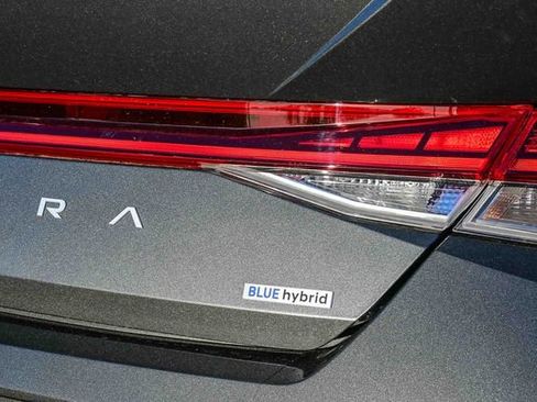Certified 2026 Hyundai Elantra Hybrid FWD image 10