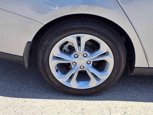 Used 2025 Honda Accord LX image 10