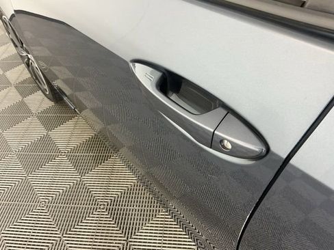 Used 2014 Toyota Corolla S Premium w/ Driver Convenience Package image 11