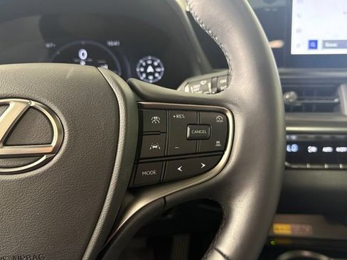 Used 2025 Lexus UX 300h FWD w/ Accessory Package (Z2) image 26