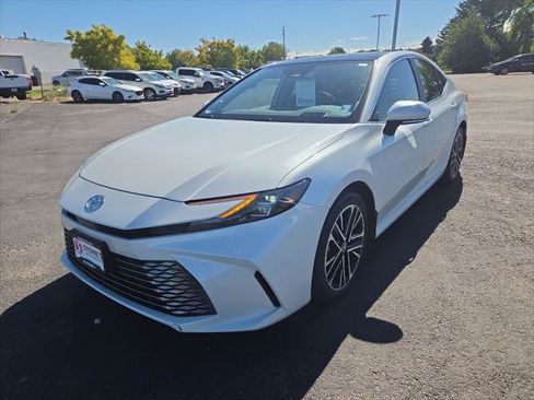 Certified 2025 Toyota Camry XLE FWD image 1