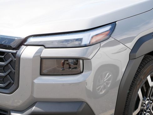 Certified 2026 Subaru Outback Touring XT AWD/4WD image 4