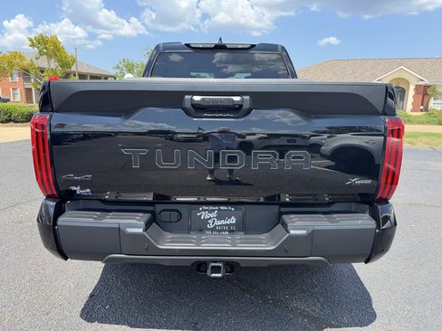 Used 2023 Toyota Tundra SR5 w/ SR5 Convenience Package AWD/4WD image 5