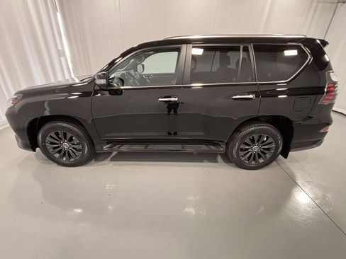 Used 2023 Lexus GX 460 Luxury image 9