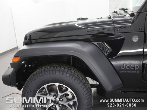 New 2026 Jeep Wrangler Sport S image 32