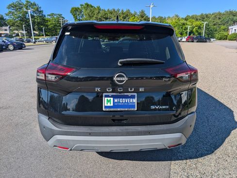 Used 2023 Nissan Rogue SV AWD/4WD image 4