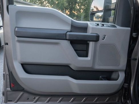 Used 2019 Ford F250 XL w/ XL Value Package AWD/4WD image 16