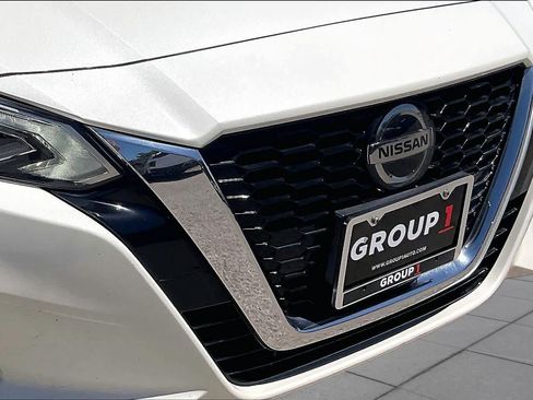 Used 2019 Nissan Altima 2.5 SV FWD image 29
