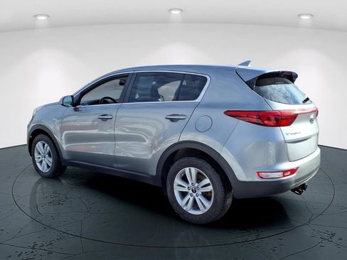 Used 2019 Kia Sportage LX AWD/4WD image 4
