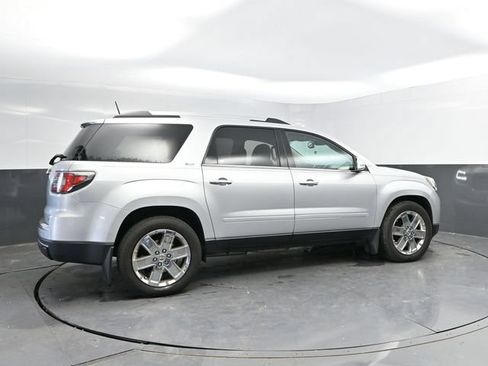 Used 2017 GMC Acadia Limited SLT AWD/4WD image 2